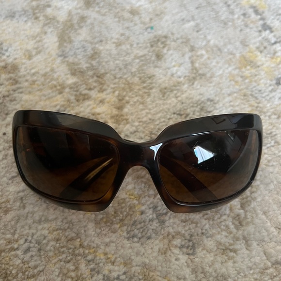 Chanel Mother of Pearl Sunglasses - Picture 8 of 10